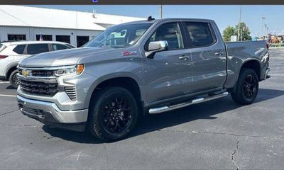 2025 Chevrolet Silverado LT