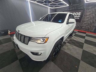 2020 Jeep Grand Cherokee Laredo