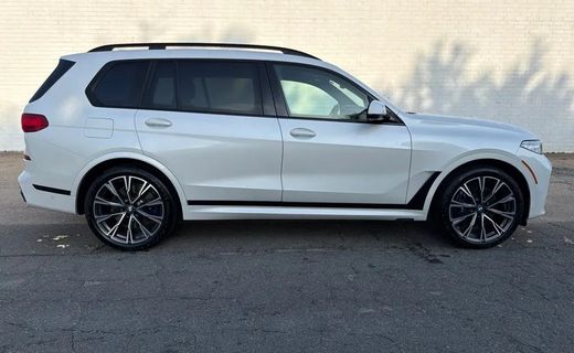 2022 BMW X7 M50I