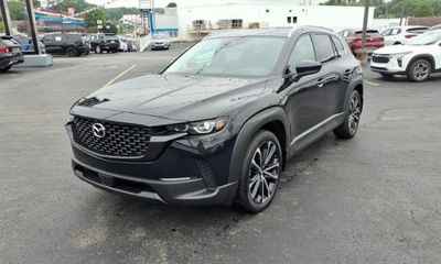 2024 Mazda CX-50 Premium Plus Package