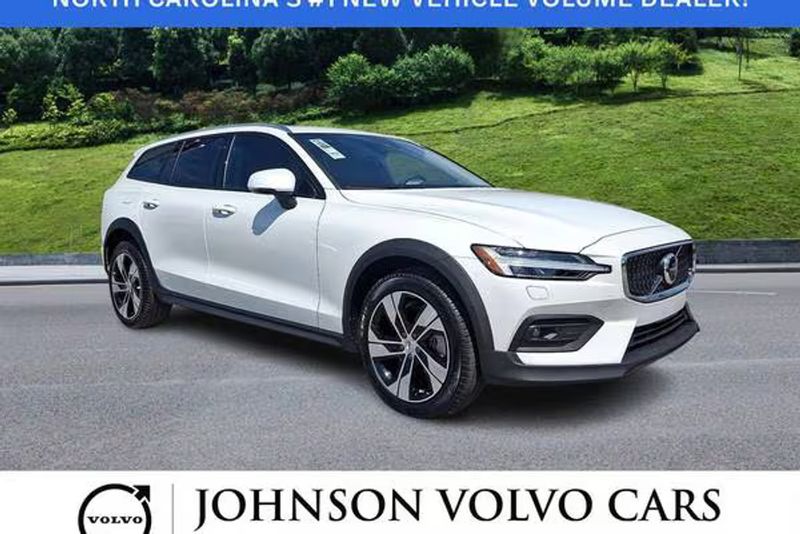 2026 Volvo V60cc — a typically priced live listing