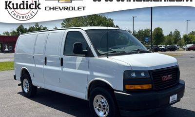 2019 GMC Savana 2500