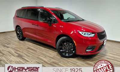 2025 Chrysler Pacifica Limited