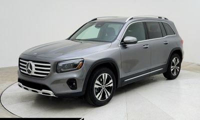 2025 Mercedes-Benz GLB-Class GLB250