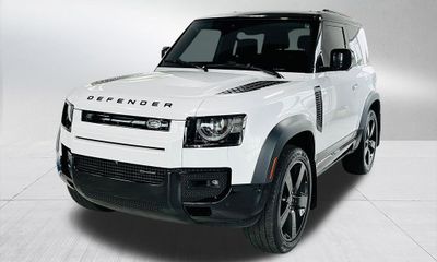 2023 Land Rover Defender 90 X Dynamic