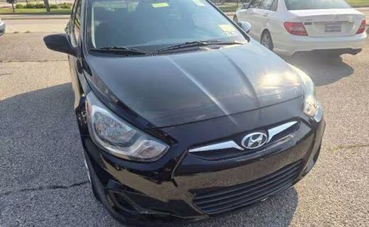 2012 Hyundai Accent GL