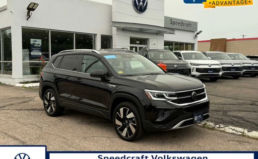 2024 Volkswagen Taos 4MOTION SEL
