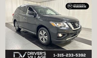 2017 Nissan Pathfinder S