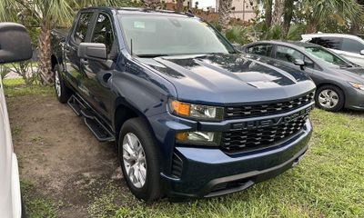 2021 Chevrolet Silverado Custom
