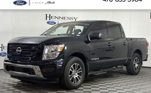 2023 Nissan Titan