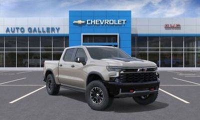 2025 Chevrolet Silverado ZR2