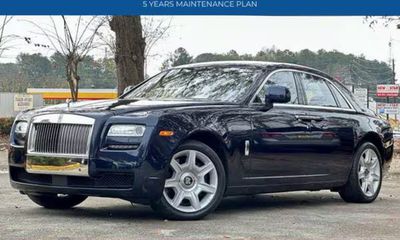 2011 Rolls-Royce Ghost Sedan