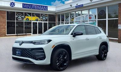 2025 Volkswagen Tiguan 4 Motion SE