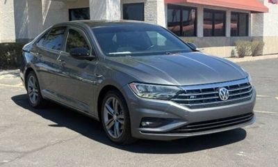 2021 Volkswagen Jetta S SE R