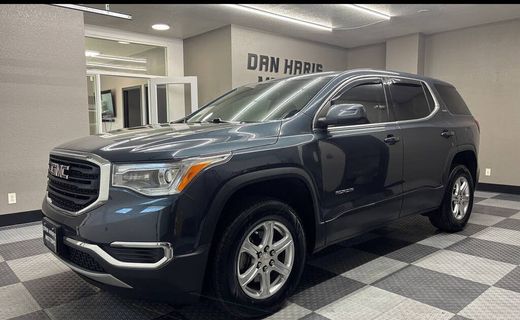 2019 GMC Acadia SLE 1