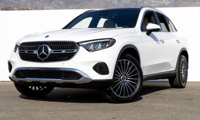 2027 Mercedes-Benz GLC-Class Base