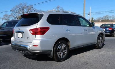 2017 Nissan Pathfinder S