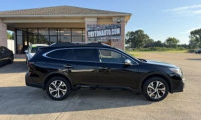 2022 Subaru Outback Touring