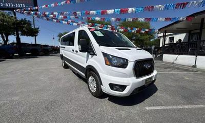 2023 Ford Transit 350 XLT LOW