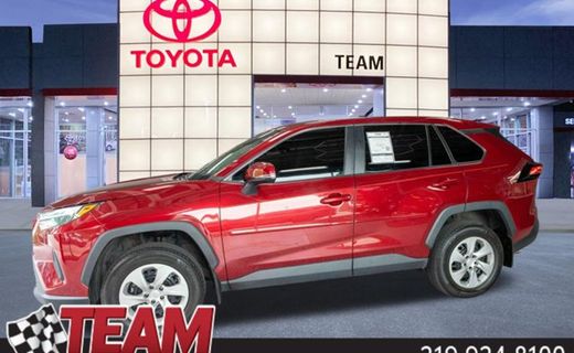 2023 Toyota RAV4 LE