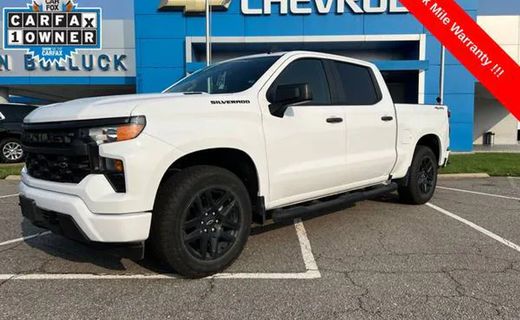 2025 Chevrolet Silverado Custom