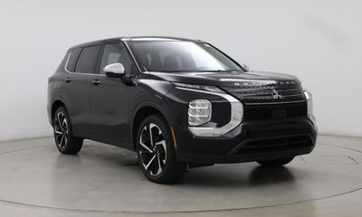2022 Mitsubishi Outlander ES