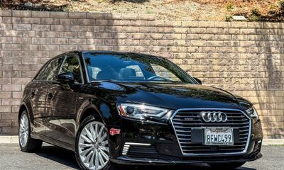 2018 Audi A3 E Tron Premium