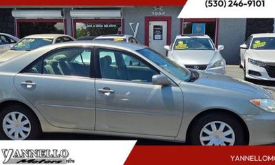 2005 Toyota Camry LE