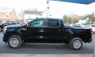 2022 Chevrolet Silverado RST