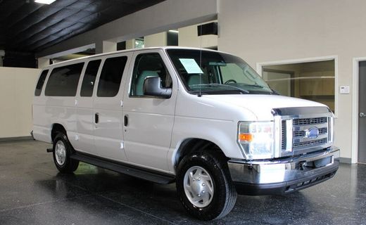 2008 Ford E-350 XL