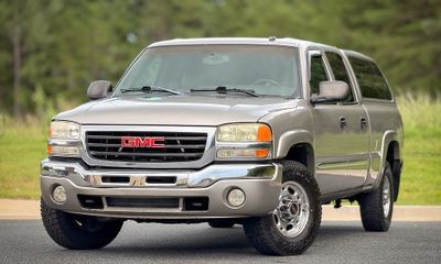 2003 GMC Sierra