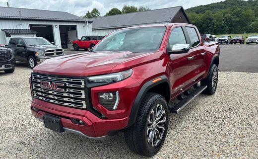 2023 GMC Canyon Denali