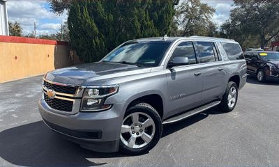 2018 Chevrolet Suburban LT