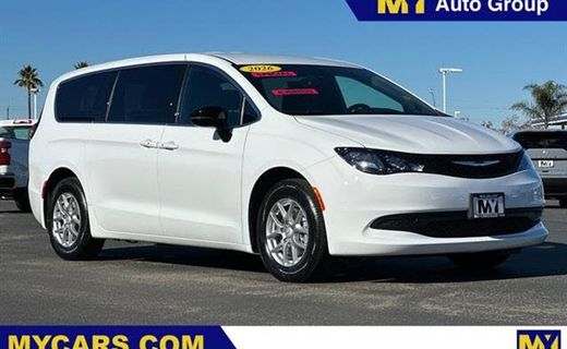 2026 Chrysler Voyager LX