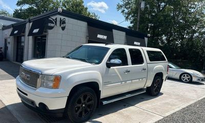 2012 GMC Sierra Denali
