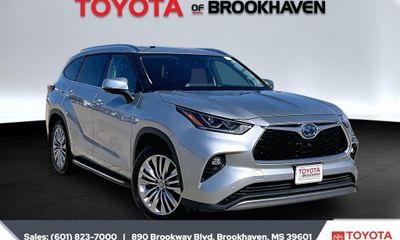 2023 Toyota Highlander Platinum