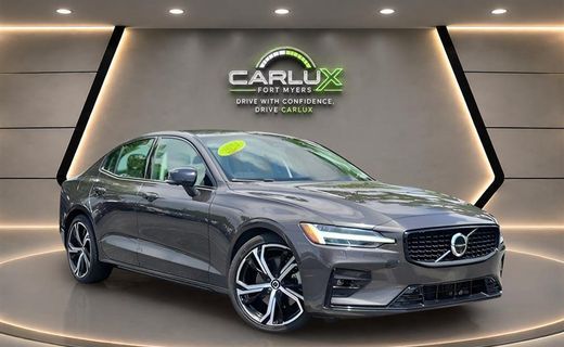 2024 Volvo S60 Plus Dark