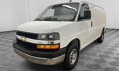 2021 Chevrolet Express 2500