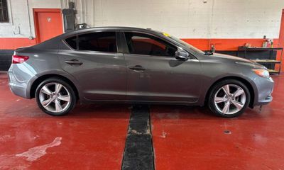 2013 Acura ILX 20 Premium