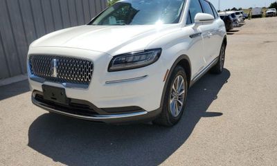 2022 Lincoln Nautilus Standard