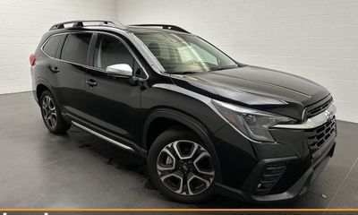 2023 Subaru Ascent Limited 7 ES