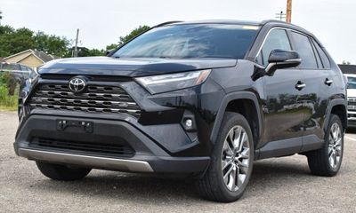 2023 Toyota RAV4 Limited