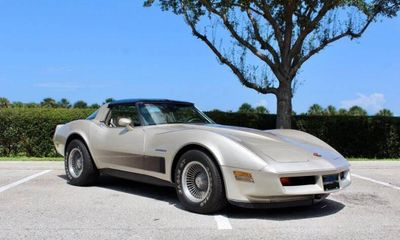 1982 Chevrolet Corvette Collector Edition Coupe