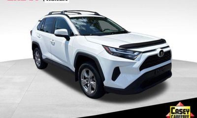 2023 Toyota RAV4 XLE