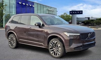 2026 Volvo XC90 Ultra Dark