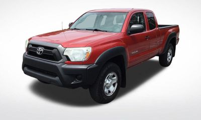 2015 Toyota Tacoma Base
