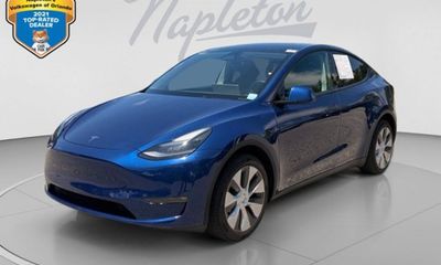 2024 Tesla Model Y Long Range
