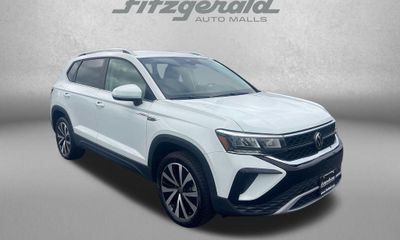 2024 Volkswagen Taos SE