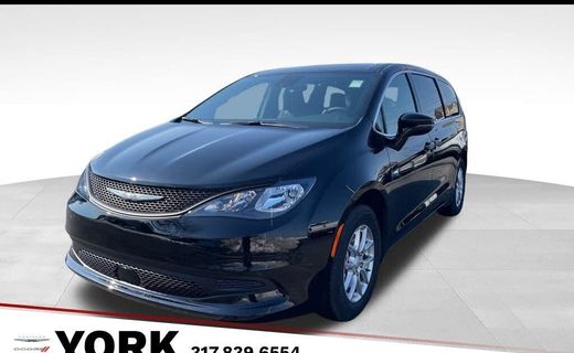 2026 Chrysler Voyager LX