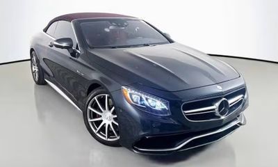 2017 Mercedes-Benz S-Class AMG S63